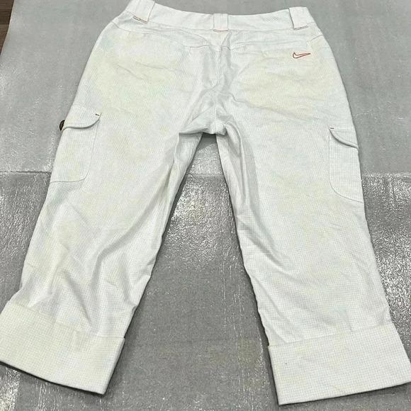 [4] Nike Golf Dri-Fit White Square Capri-  Women - Picture 5 of 5
